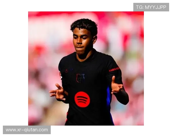 巴萨3-1逆转阿拉维斯暂登积分榜榜首 奥尔莫双响亚马尔传射